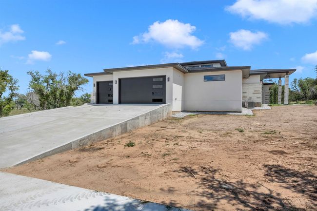 6507 Ranch Road 962 W, House other with 4 bedrooms, 5 bathrooms and null parking in Round Mountain TX | Image 5