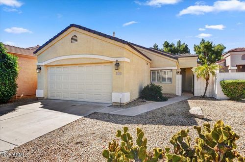 3247 E Maldonado Dr, Phoenix, AZ, 85042-6115 | Card Image