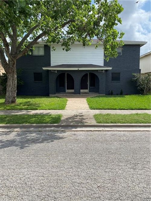 a-5017 Meandering Ln, Corpus Christi, TX, 78413-2221 | Card Image