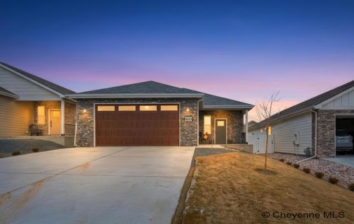 4019 Saddleback Ln, Cheyenne, WY, 82001-9136 | Card Image