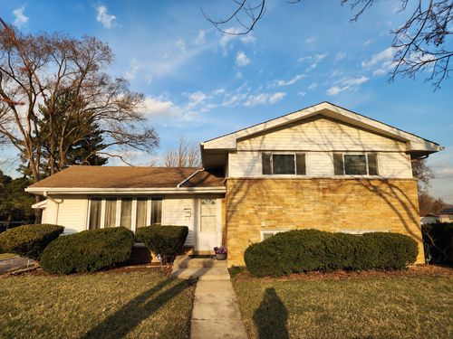319 Serena Dr, Chicago Heights, IL, 60411-1057 | Card Image