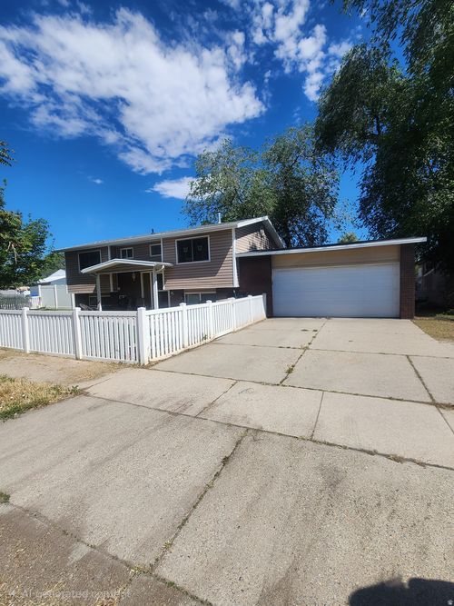 3608 W 8030 S, West Jordan, UT, 84088-4431 | Card Image