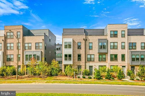 12768 Sunrise Valley Dr, RESTON, VA, 20191-5801 | Card Image