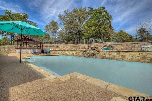 304 County Road 2311, Mineola, TX, 75773-3748 | Card Image