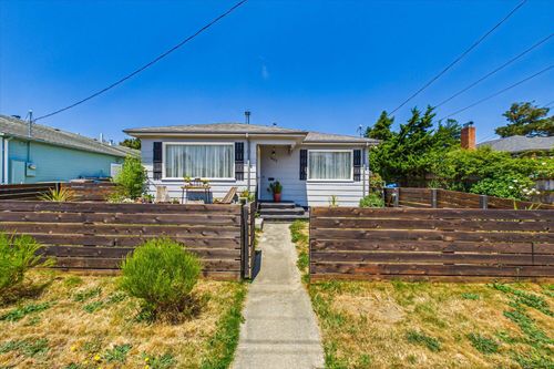2423 18th Street, Eureka, CA, 95501 | Card Image