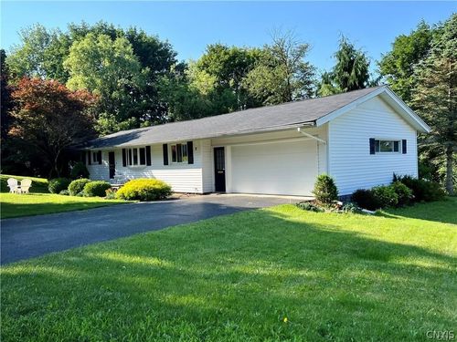 2 Gayle Rd, Skaneateles, NY, 13152-1306 | Card Image