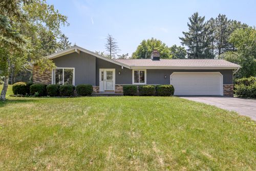 18625 Lola Dr, Brookfield, WI, 53045-7431 | Card Image