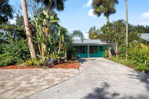 8825 Oak St, RIVERVIEW, FL, 33578-4838 | Card Image