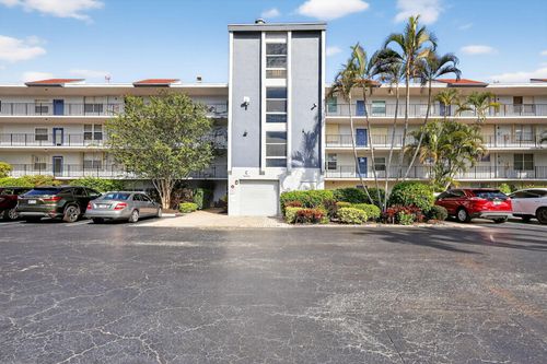 3010-14747 Cumberland Dr, Delray Beach, FL, 33446-3510 | Card Image