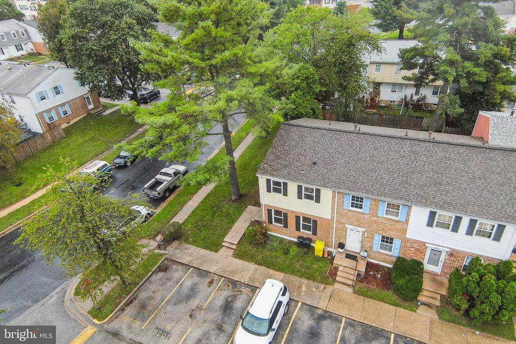 Dunfield Ct, Severn, MD 21144
