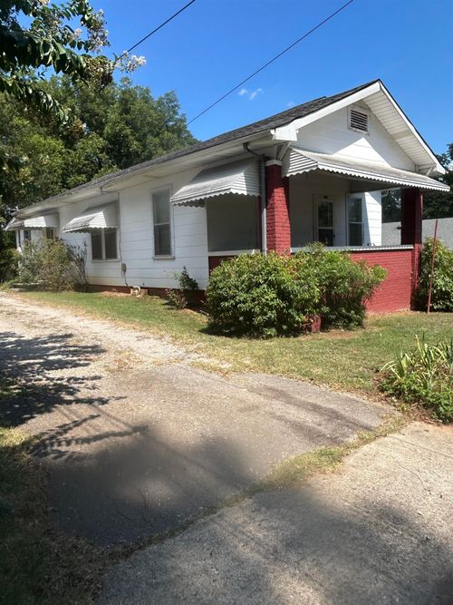 101 E Lamar Ave, Tuscumbia, AL, 35674-3516 | Card Image