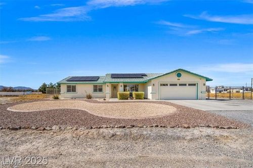 1720 S Blagg Rd, Pahrump, NV, 89048-4982 | Card Image