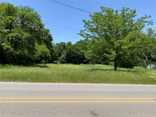 302 W Sherman St, Chico, TX, 76431-2870 | Card Image
