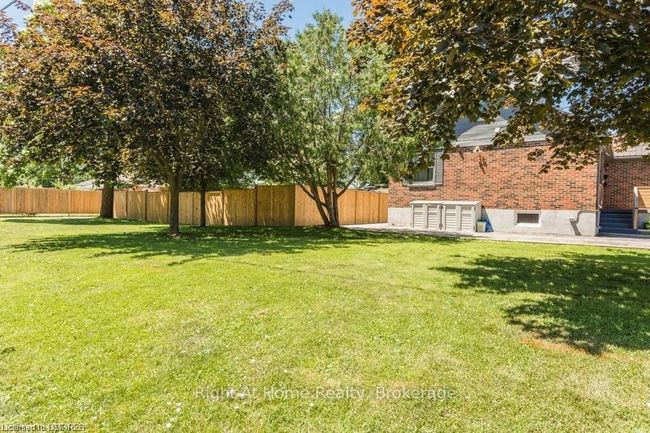 side yard | Image 19
