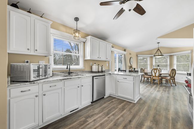 3151 Rio Vista St, House other with 4 bedrooms, 2 bathrooms and null parking in Commerce Twp MI | Image 8