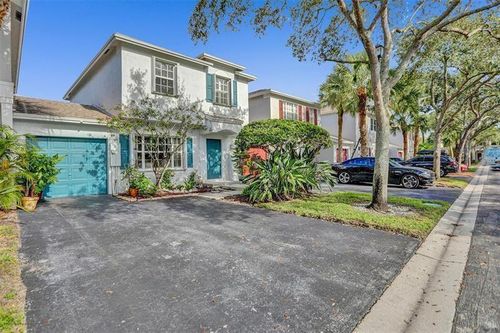 495-6003 Harbor Isle Way, Tamarac, FL, 33321-6350 | Card Image