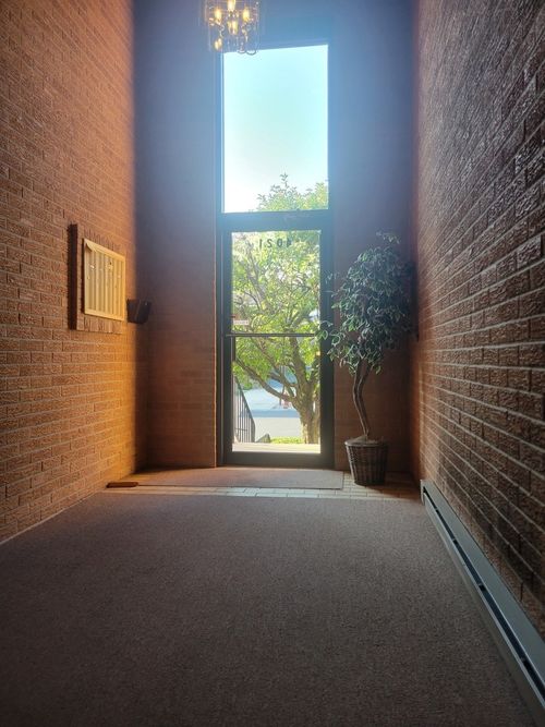 1w-4021 W 93rd Place, Oak Lawn, IL, 60453 | Card Image