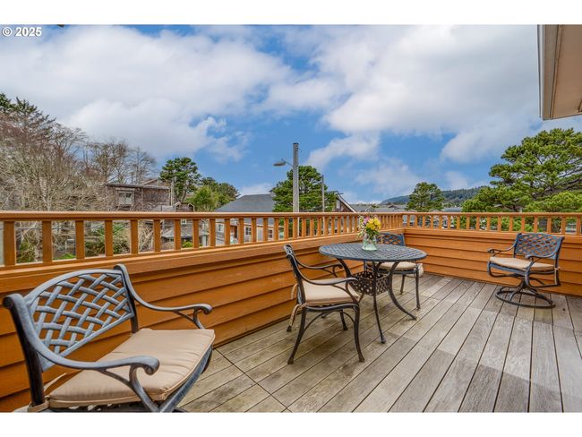 APT-201 - 123 S Hemlock St, Condo with 3 bedrooms, 2 bathrooms and null parking in Cannon Beach OR | Image 29