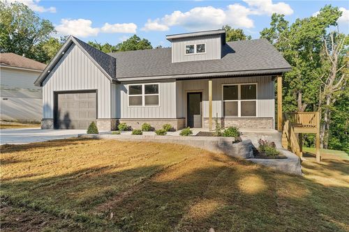 5 Kintyre Ln, Bella Vista, AR, 72715-5522 | Card Image