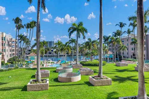 337-120 Se 5th Ave, Boca Raton, FL, 33432-5072 | Card Image