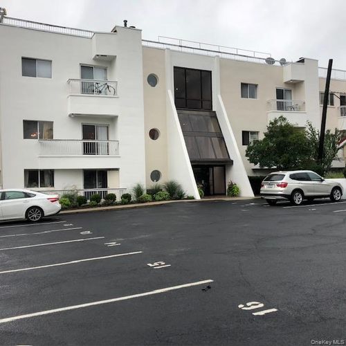 2i-170 Schofield St, Bronx, NY, 10464 | Card Image