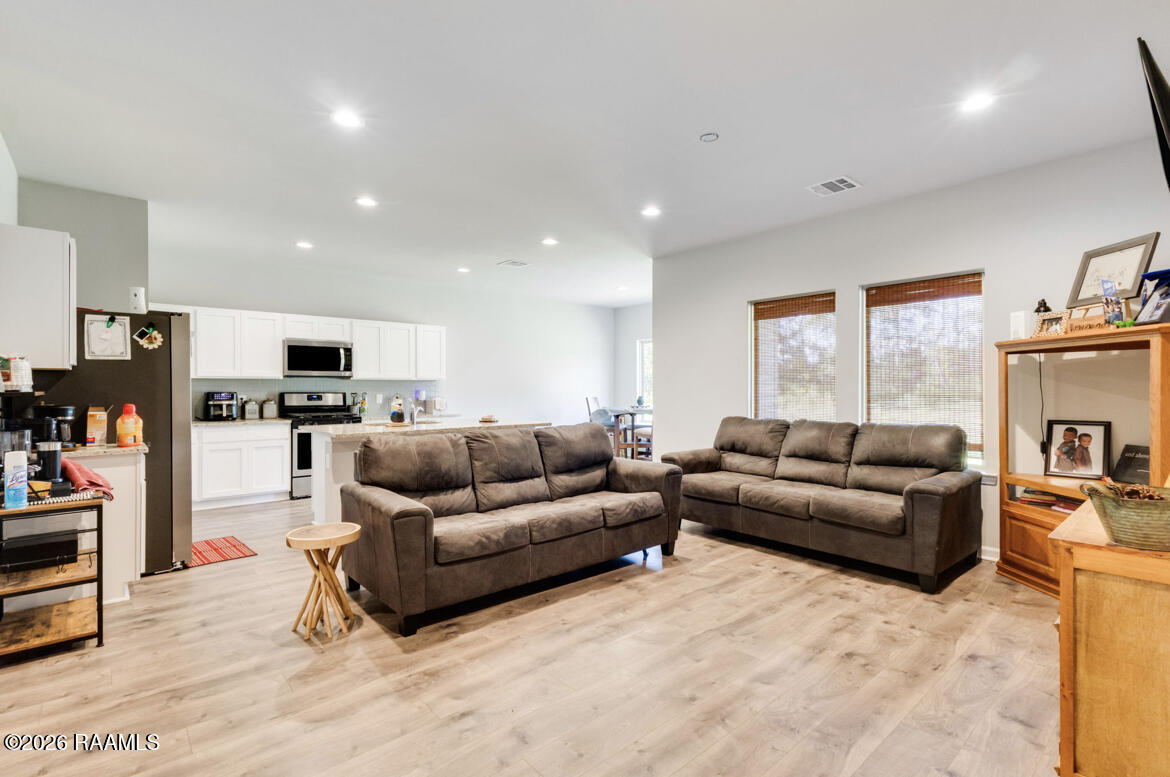 Residential in Duson 4