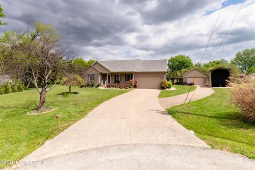 146 Krystal Springs Dr, Shepherdsville, KY, 40165 | Card Image
