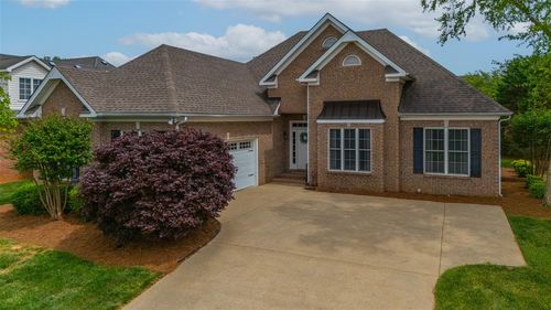 1092 Pepperidge Dr, Bowling Green, KY, 42103-6253 | Card Image