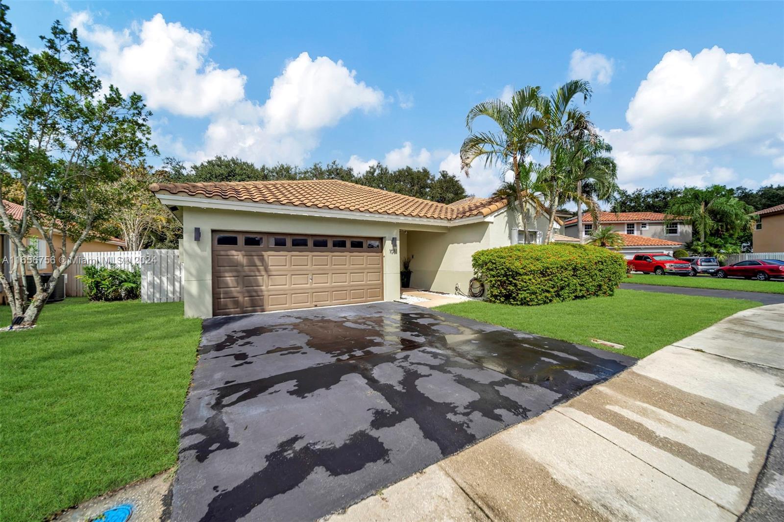 125th Ter, Sunrise, FL 33323