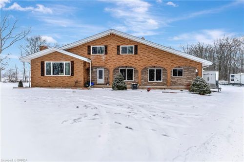 370 Junction Rd, Canfield, ON, N0A1C0 | Card Image