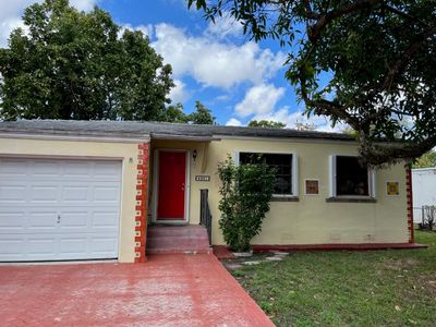 5961 Sw 13th St, House other with 2 bedrooms, 1 bathrooms and null parking in West Miami FL | Image 1