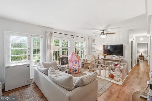 3727-3727 Lyons Ln, ALEXANDRIA, VA, 22302-2013 | Card Image