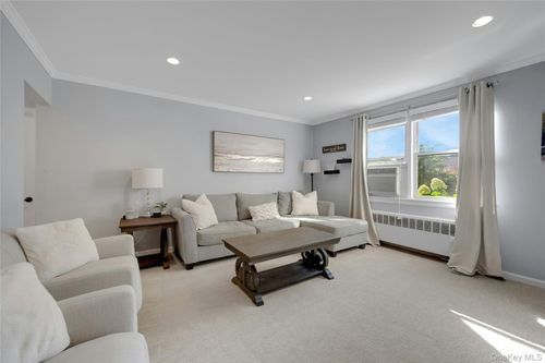 apt-1n-5 Bryant Cres, White Plains, NY, 10605-2613 | Card Image