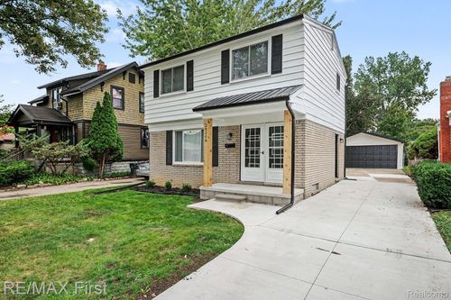 28208 Rockwood St, Saint Clair Shores, MI, 48081-1410 | Card Image