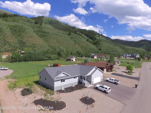 543 Rockbridge Dr, Afton, WY, 83110 | Card Image