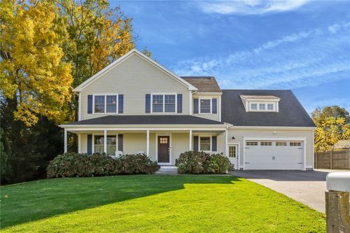 13 Vanderbilt Ln, Portsmouth, RI, 02871-2334 | Card Image