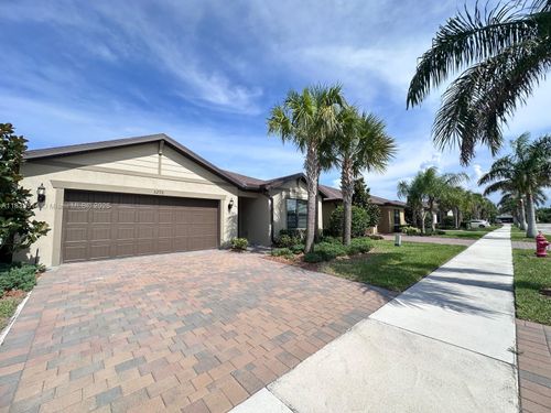 5292-5292 Jasper Sq, Vero Beach, FL, 32967-7705 | Card Image