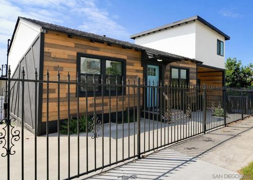 244 26th St, San Diego, CA, 92102-3911 | Card Image