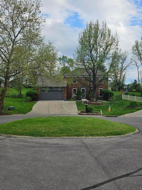 1545 Linden Ct, Florence, KY, 41042-1054 | Card Image