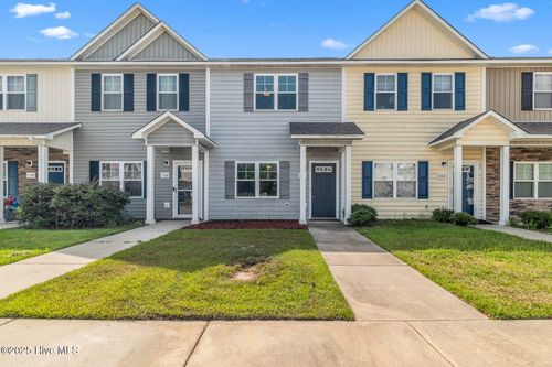 104 Justice Farm Dr, Sneads Ferry, NC, 28460-4700 | Card Image