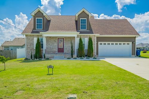 664 Ridge St, Manchester, TN, 37355-3237 | Card Image