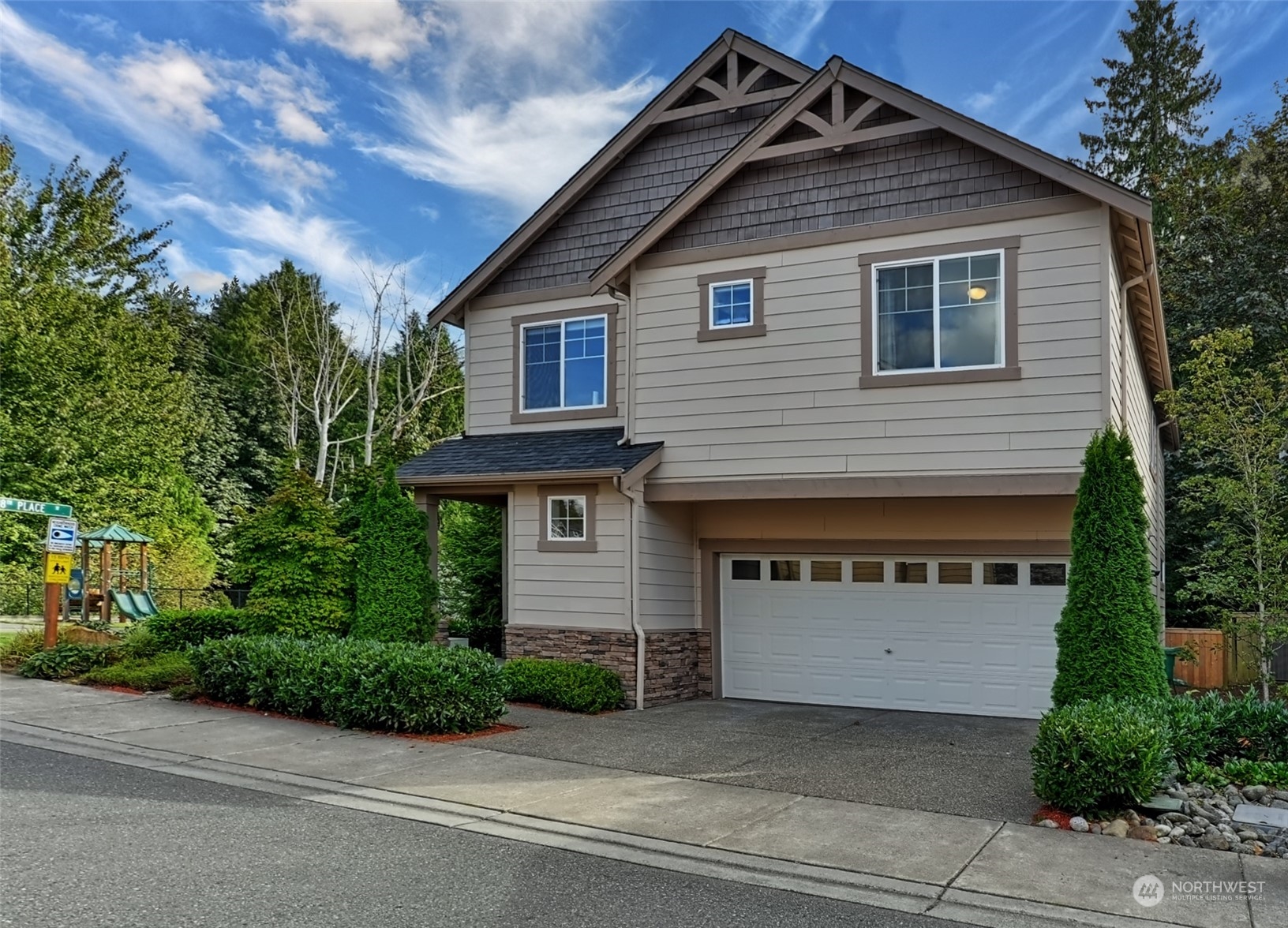146th Pl, Lynnwood, WA 98087