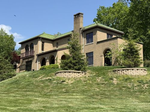 49 Utah Pl, Athens, OH, 45701-1481 | Card Image