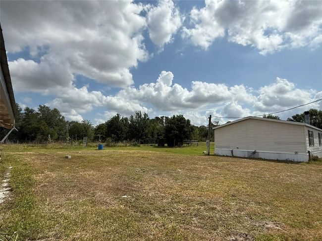 35215 Broken Bit Ln, House other with 3 bedrooms, 2 bathrooms and null parking in ZEPHYRHILLS FL | Image 18
