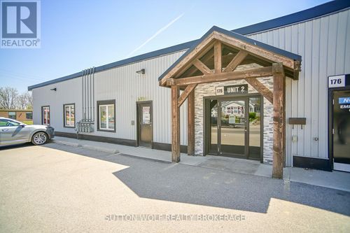 2-176 Metcalfe St W, Strathroy, ON, N7G1M8 | Card Image