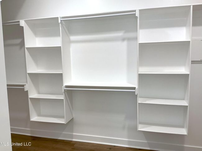 Primary Walk in Closet | Image 17