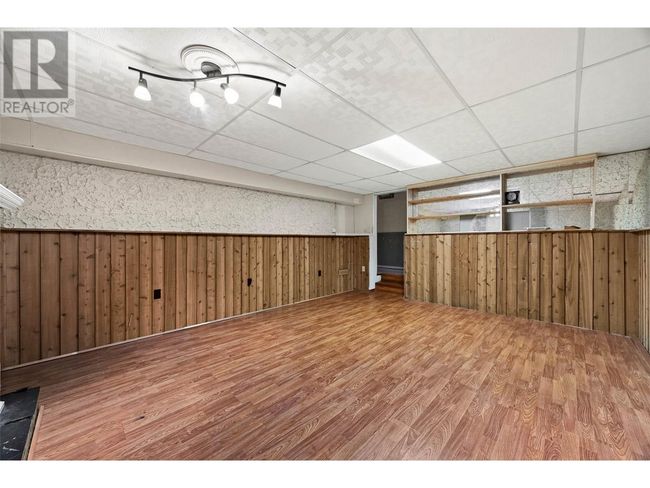 135 Whiteshield Cres, House other with 5 bedrooms, 3 bathrooms and null parking in Kamloops BC | Image 22