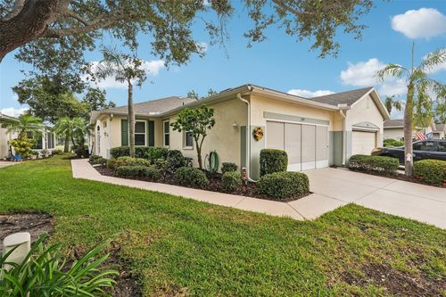 2139 Acadia Greens Dr, SUN CITY CENTER, FL, 33573-8056 | Card Image