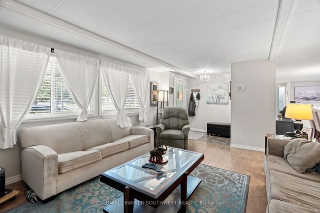 265 Pebble Beach Pky, House other with 2 bedrooms, 2 bathrooms and 2 parking in Grand Bend ON | Image 11