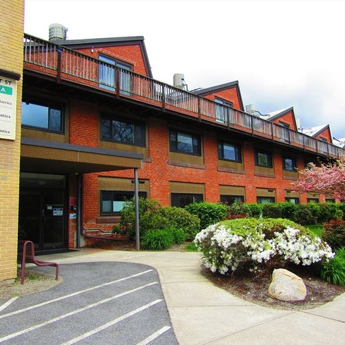 1a-267 Locust St, Northampton, MA, 01062-2059 | Card Image